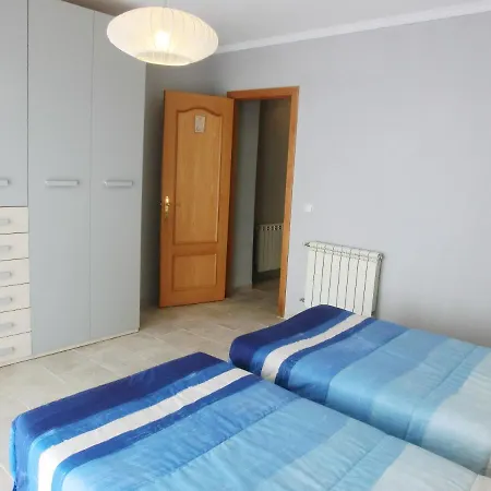 160717 - Gran Casa En Lloret De 9 Pers 5 Dormitorios Con Terraza Y Piscina Privada. * Lloret de Mar