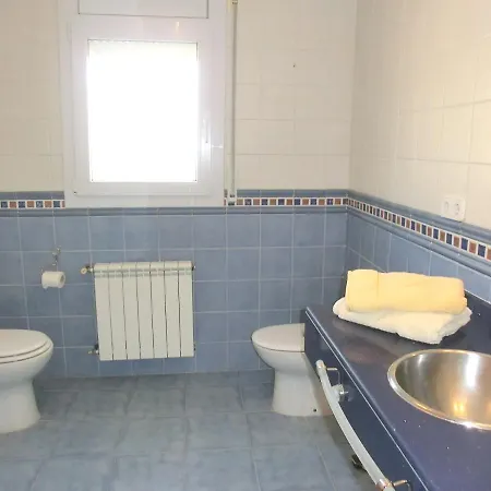 160717 - Gran Casa En Lloret De 9 Pers 5 Dormitorios Con Terraza Y Piscina Privada. فيلة