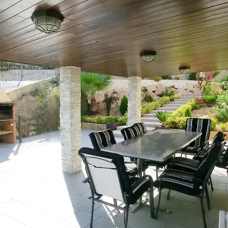 160717 - Gran Casa En Lloret De 9 Pers 5 Dormitorios Con Terraza Y Piscina Privada. * Lloret de Mar